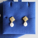 ORECCHINI PENDENTI ÉLISABETH IN ARGENTO CON ZIRCONI BIANCO O VERDE con perla naturale