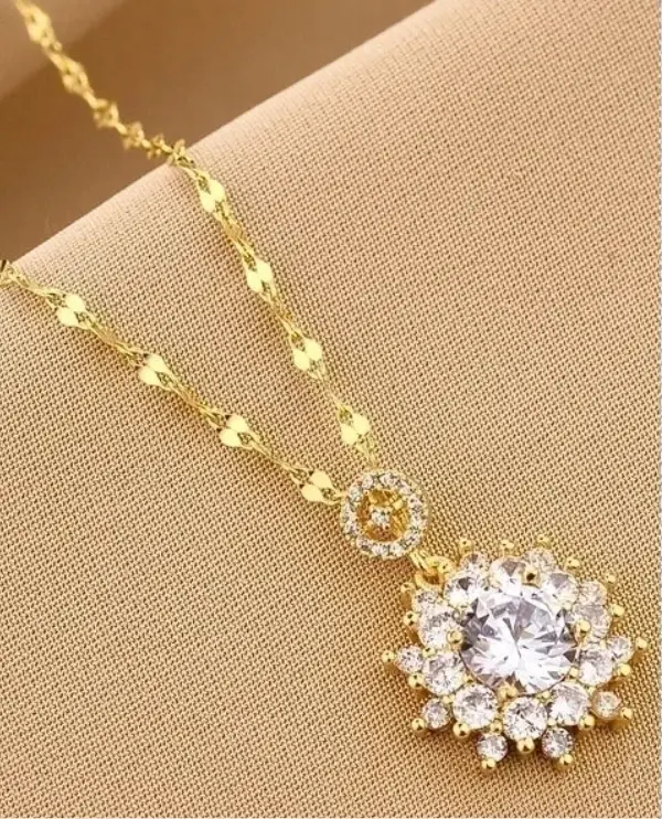 COLLANA LISA PUNTO LUCE intarsio in acciaio al titanio e cristallo artificiale