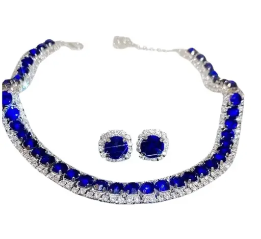 Collana e orecchini base argentata in lega con zirconi 